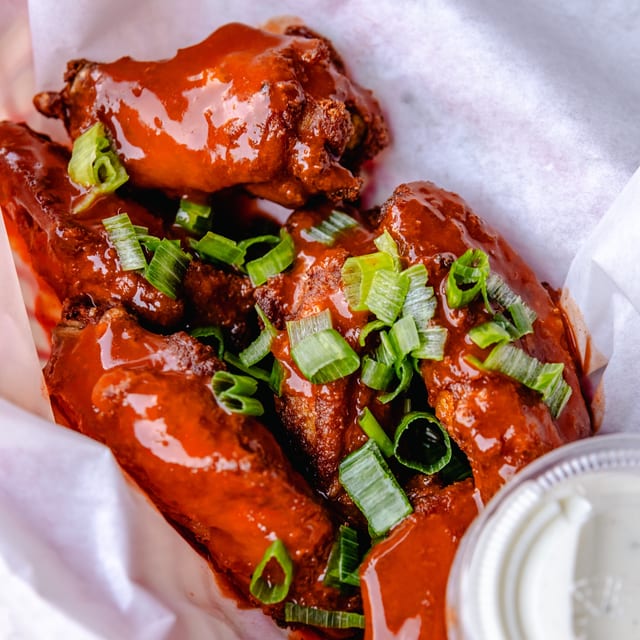 Buffalo Chicken Wings (6).